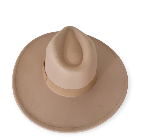 Women's Wool Felt Panama Hat - Picture 2 of 5